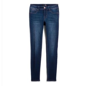 NWT! 1822 Denim Wynter Skinny Jean Size 8